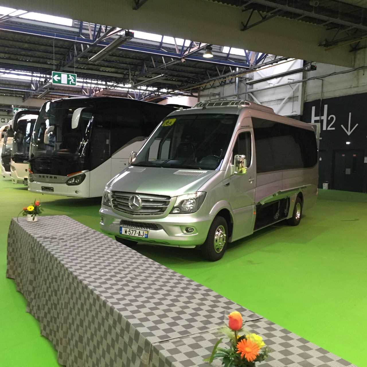 Mercedes Sprinter VIP 19 places. mercedes sprinter